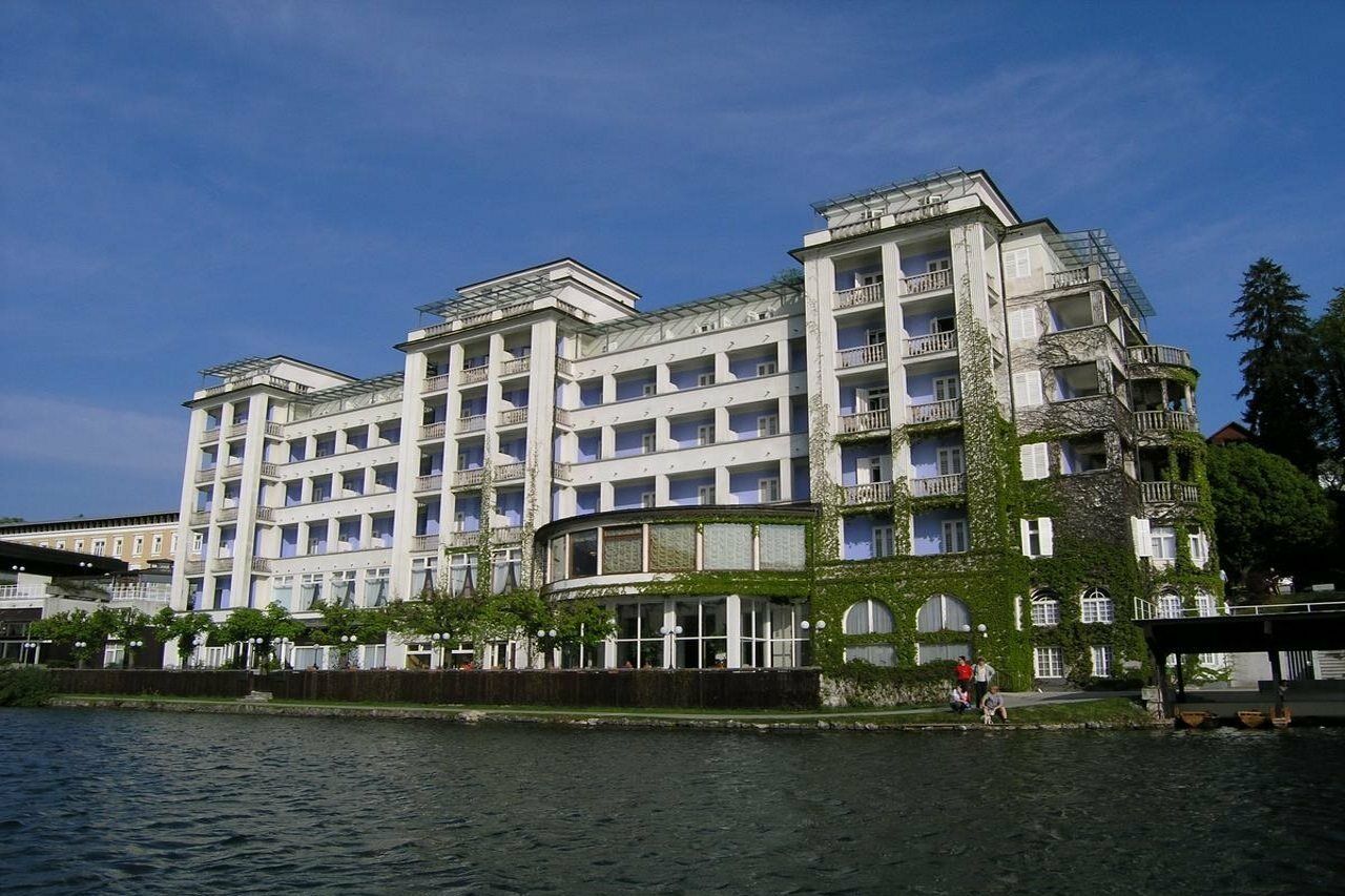 แกรนด์ โฮเต็ล ท็อปลิเช - สมอลล์ ลักชัวรี โฮเต็ล ออฟ เดอะ เวิลด์ Hotel เบลด ภายนอก รูปภาพ The Dolder Grand Hotel